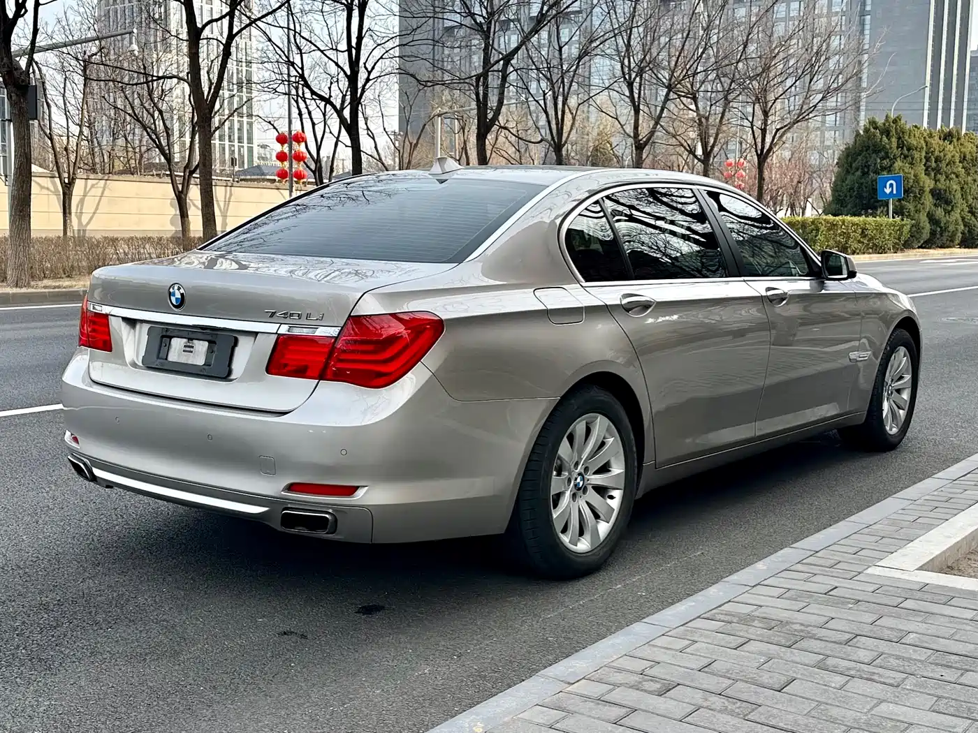 BMW 7 Series 2009 740Li Luxury фото 5