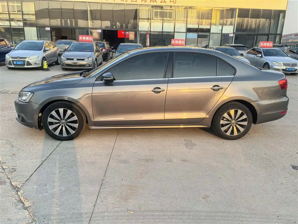 Volkswagen Sagitar 2012 1.8TSI Automatic Flagship Edition фото 14