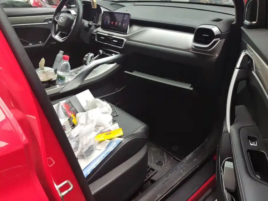 Geely Coolray 2019 2019 260T DCT Knight China VI