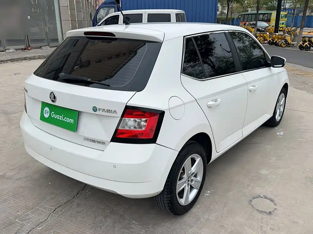 Photo 7 - Škoda Fabia