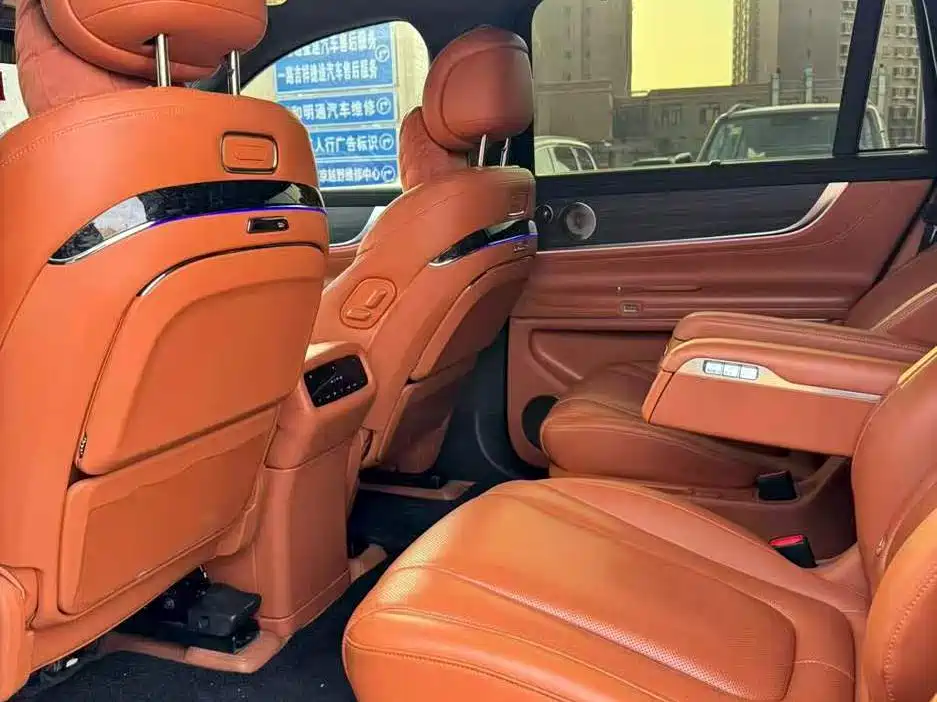 AITO Wenjie AITO M9 2024 Pure Electric Ultra 100kWh 6-Seater фото 6