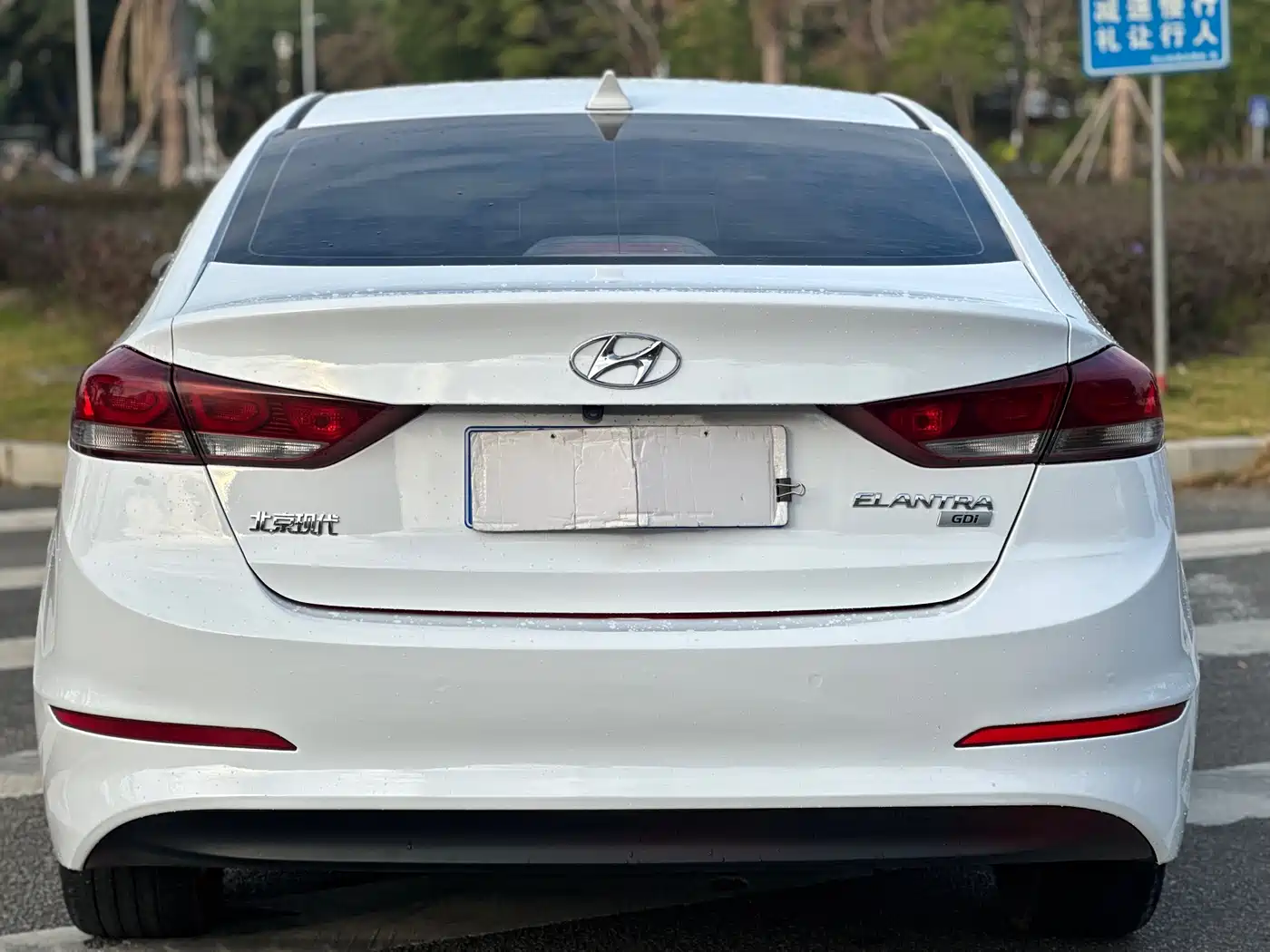 HYUNDAI LEAD