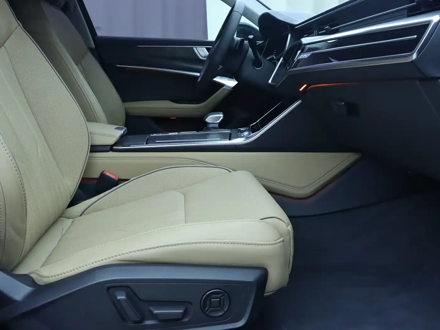 Audi A6L 2021 55 TFSI quattro Premium Elegance фото 8