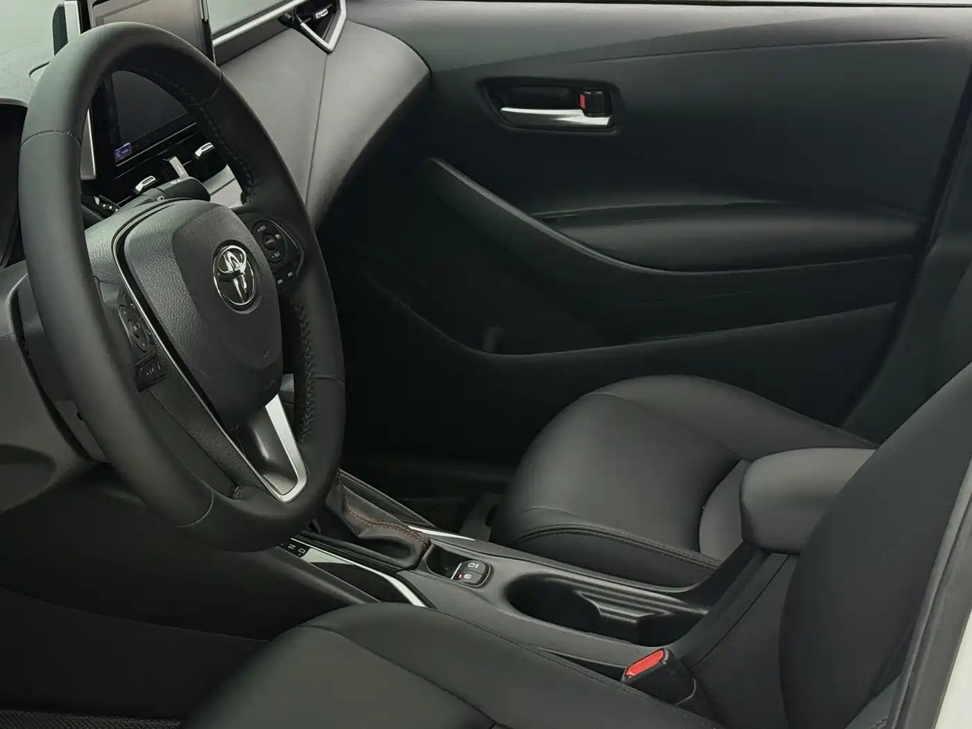Toyota Corolla 2021 1.2T S-CVT Elite PLUS Edition фото 17