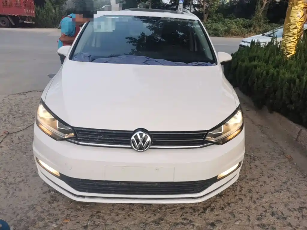 Volkswagen Touran 2017 2018 Touran L 280TSI DSG Comfort 7-seater China V