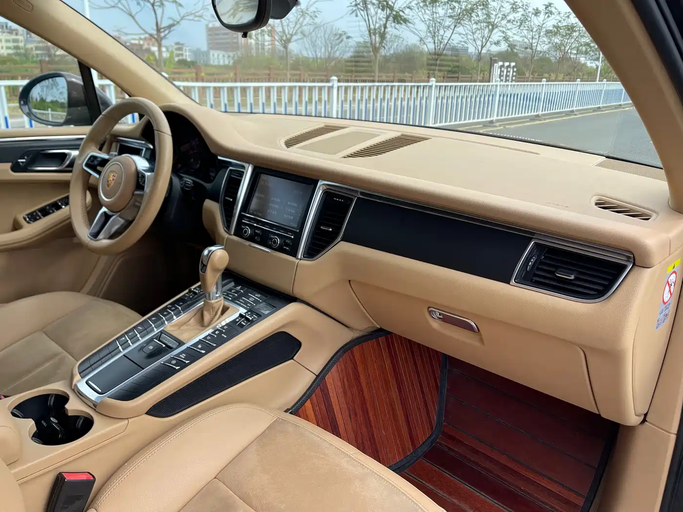 Porsche Macan 2016 Macan 2.0T фото 6