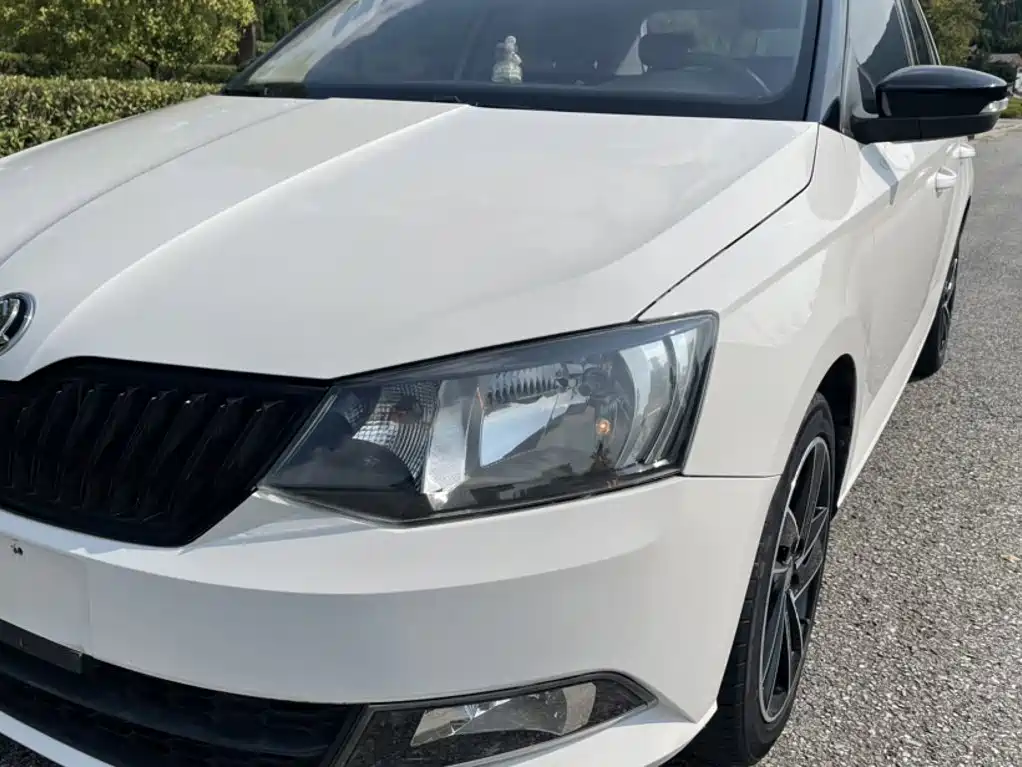 Photo 3 - Škoda Fabia
