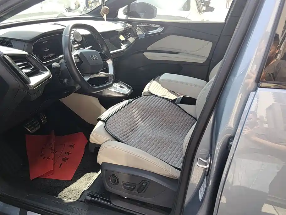 Фото 9 - Audi Q4 e-tron
