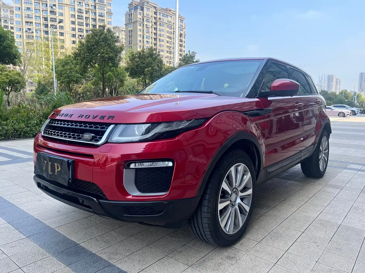 Land Rover Range Rover Evoque 2017 2.0T SE Smart Shine Edition