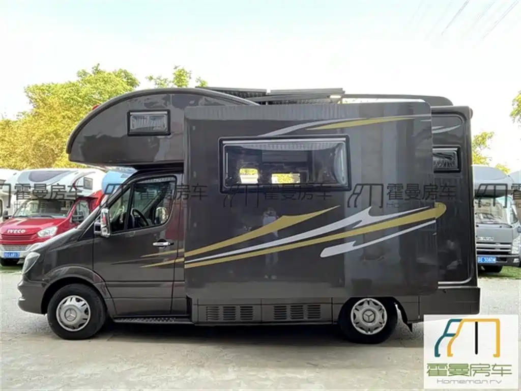 Zhongyi Motorhome Sprinter RV 2016 Model Sprinter Dual Expansion Type C RV фото 20
