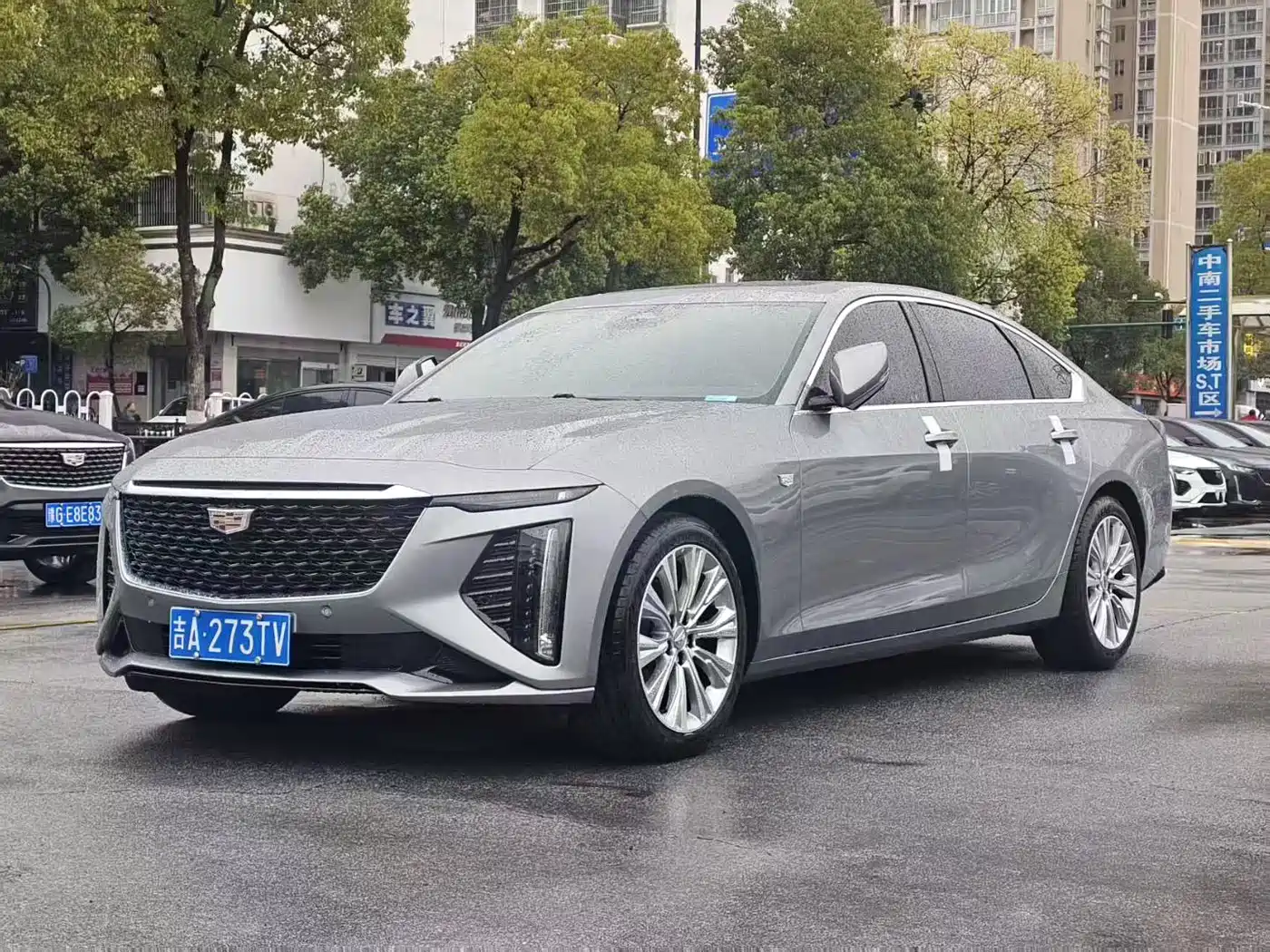 CADILLAC CT6
