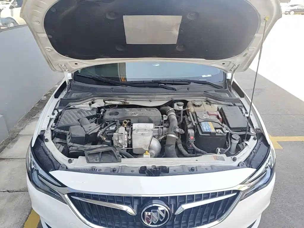 Фото 20 - Buick Excelle