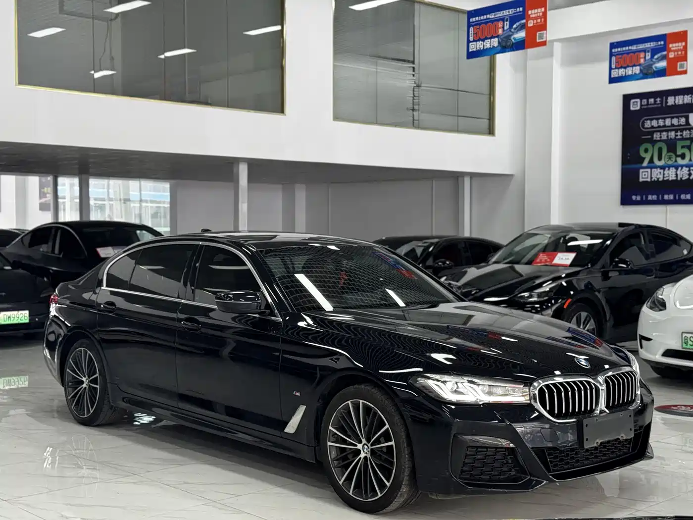 BMW 5 Series 2021 530Li Leading M Sport Package фото 3