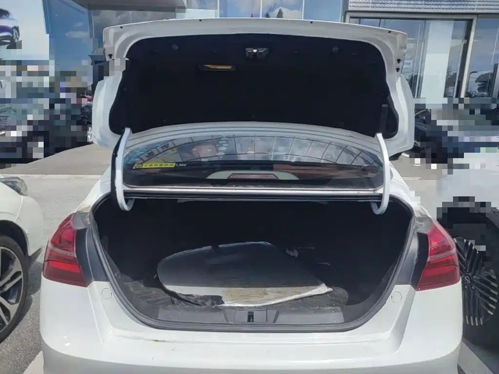 Photo 24 - Geely Emgrand