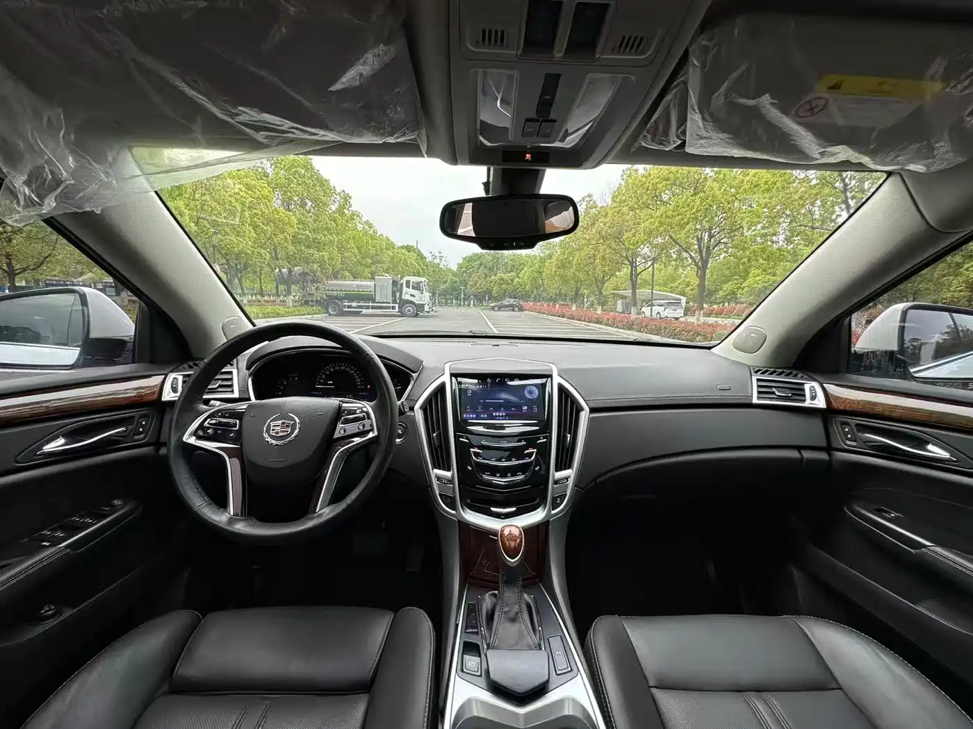 Cadillac SRX 2015 3.0L Elite фото 12