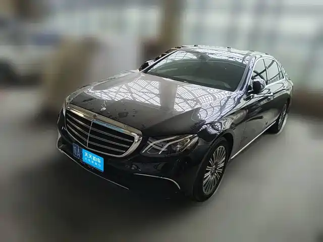 Mercedes-Benz E-Class 2019 Facelift E 300 L Luxury — фото 1