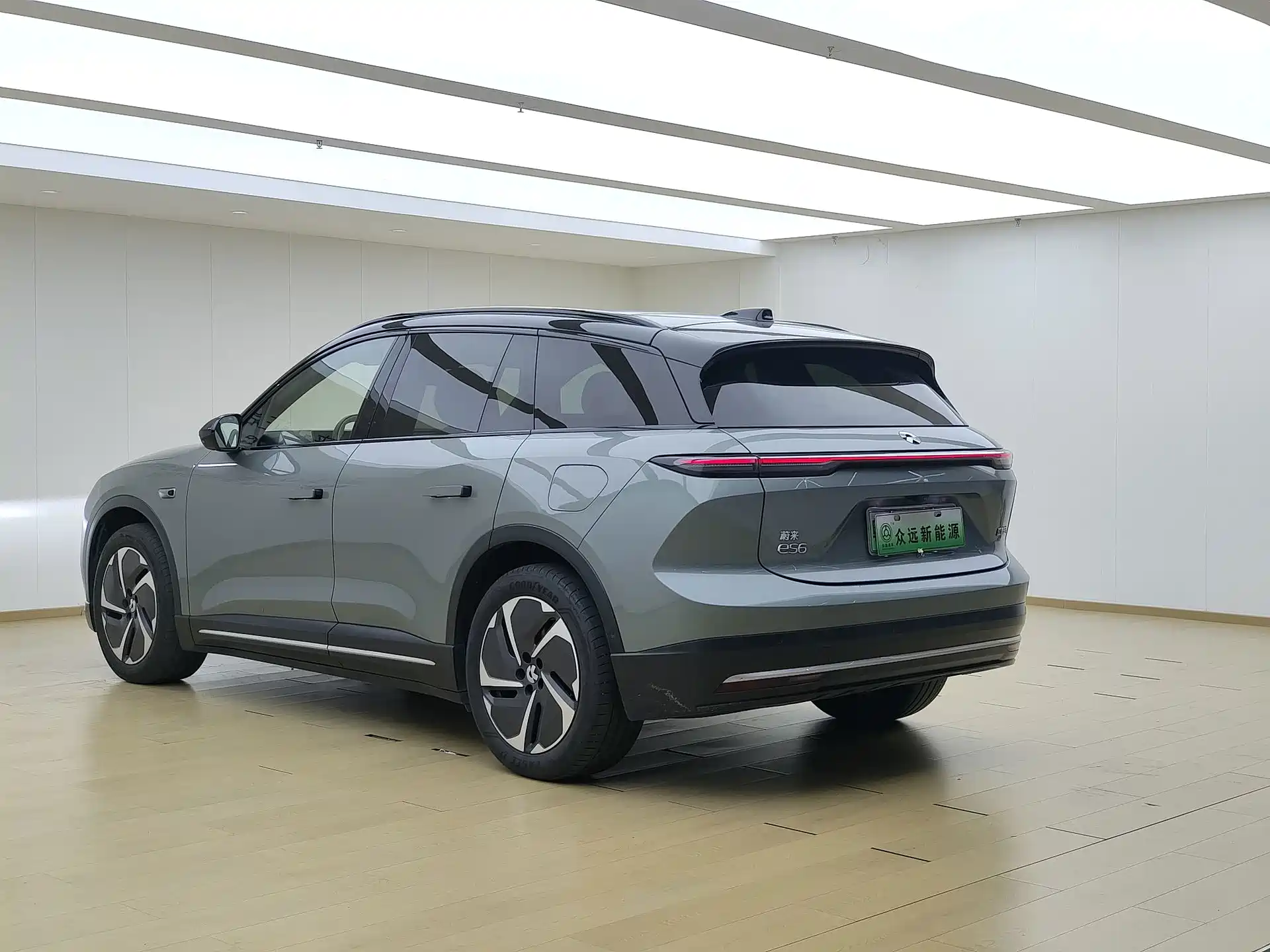 Фото 8 - NIO ES6
