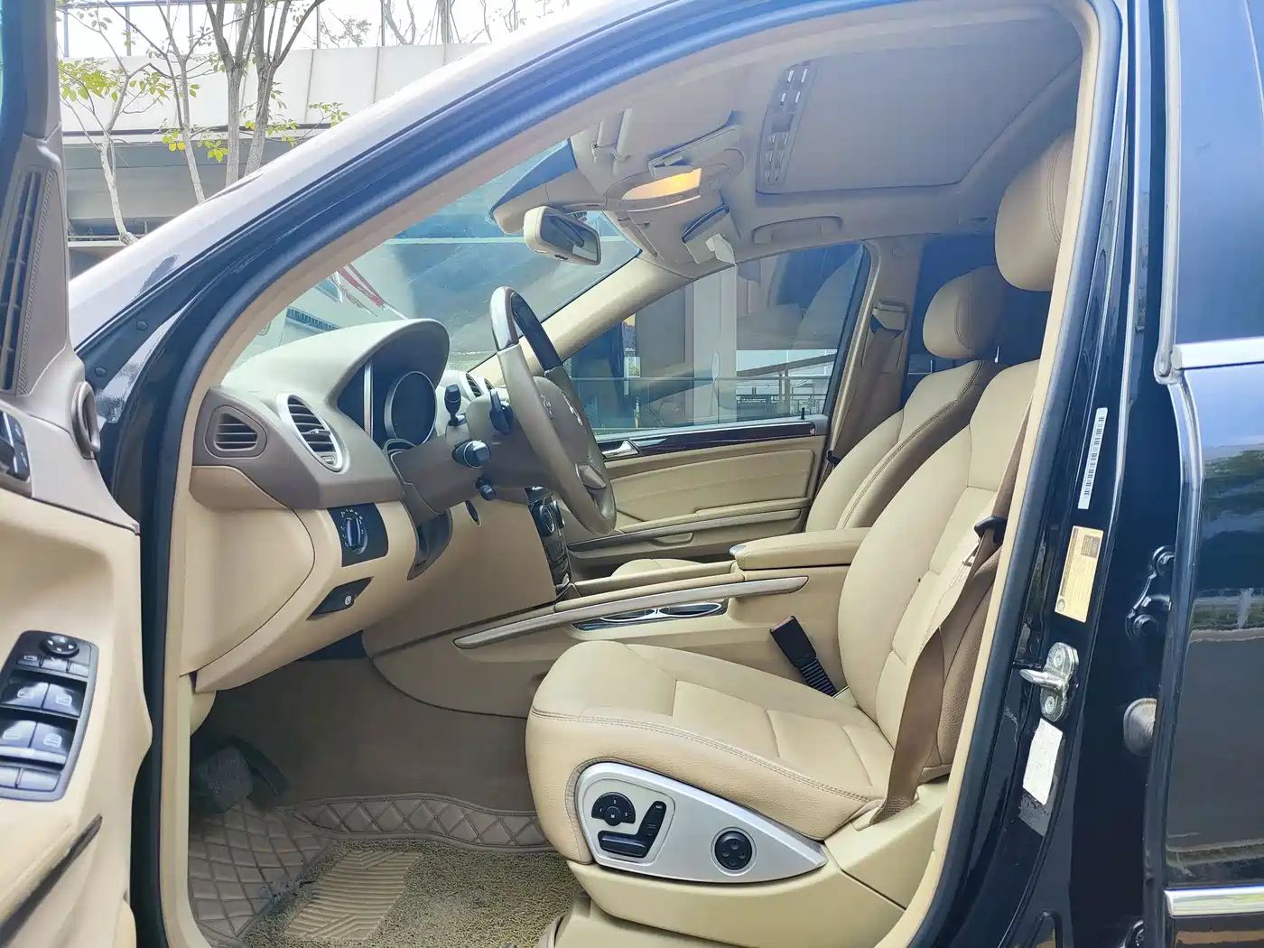 Mercedes-Benz M-Class 2010 ML 350 4MATIC Luxury Special Edition фото 9