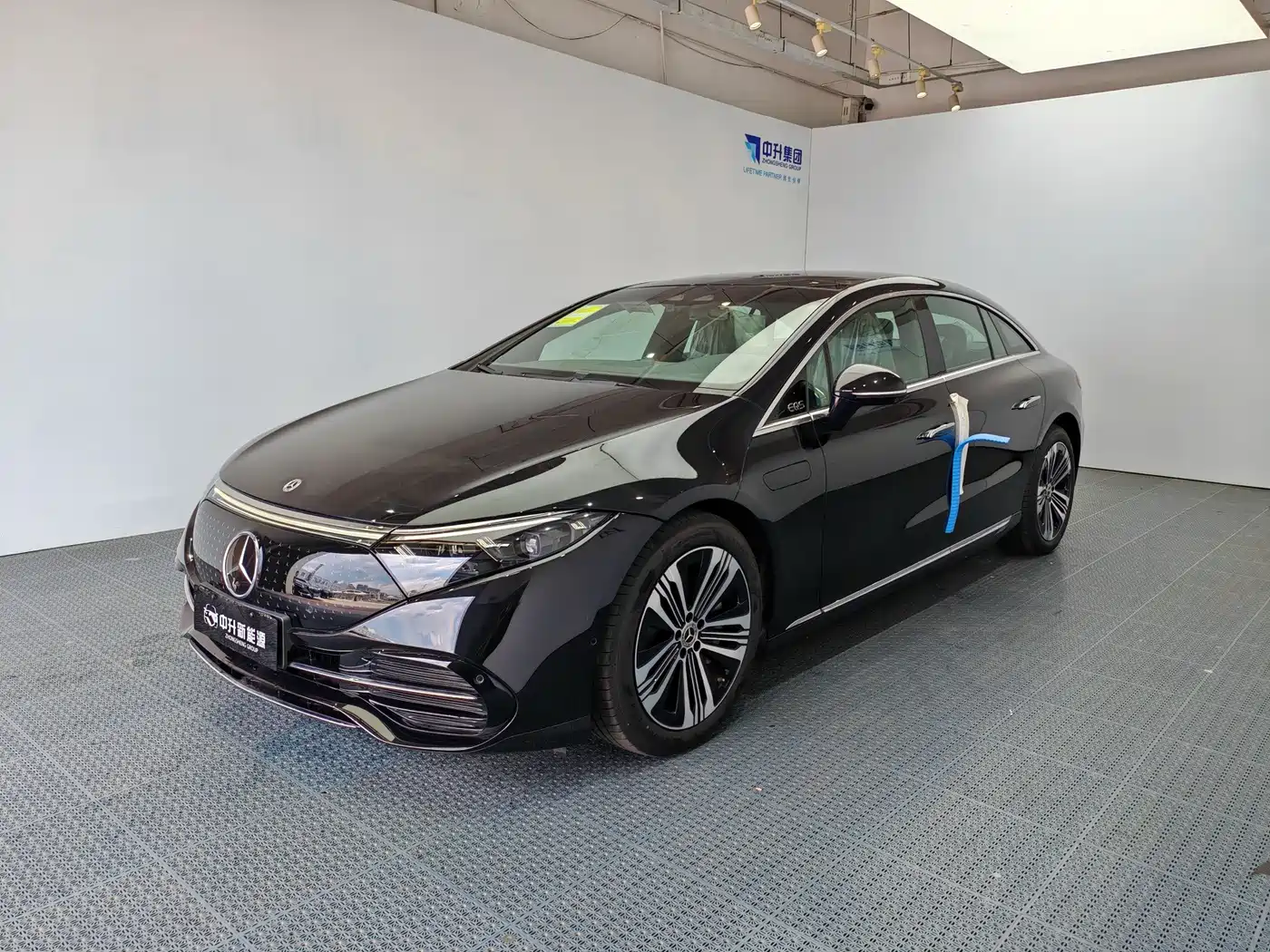 Mercedes-Benz EQS 2023