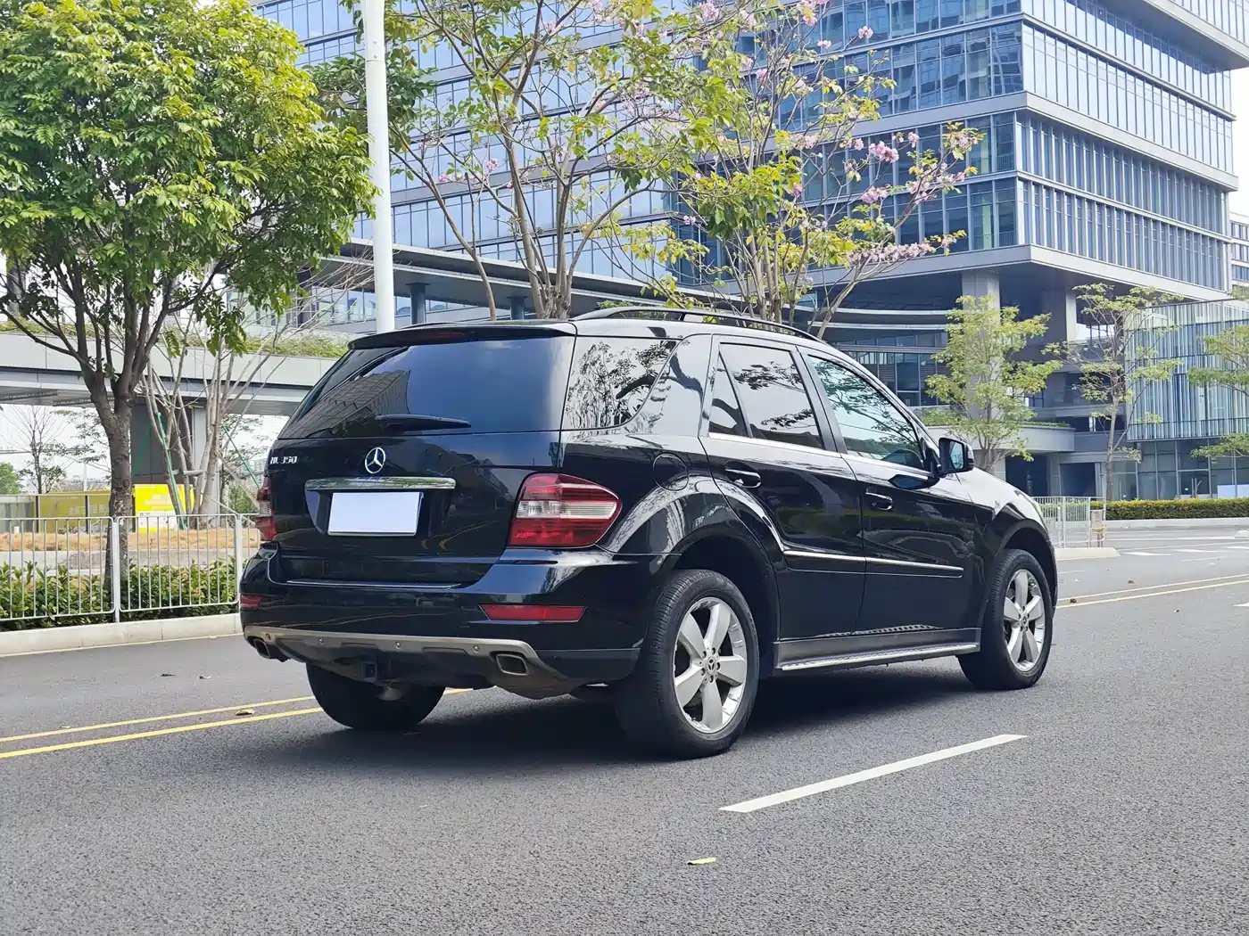 Mercedes-Benz M-Class 2010 ML 350 4MATIC Luxury Special Edition фото 7