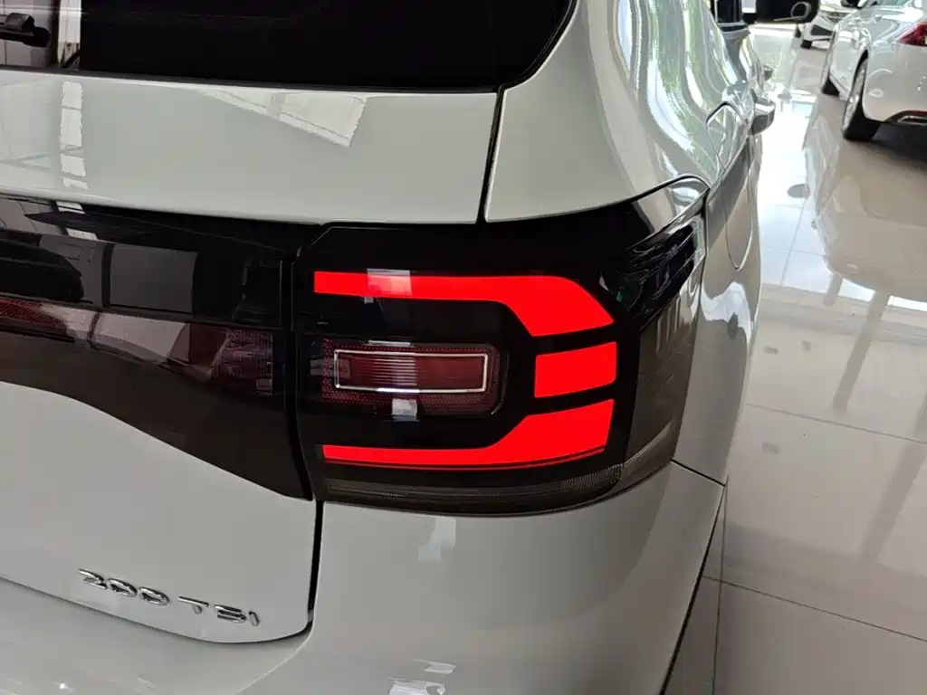 Volkswagen Tanying 2025 2023 Model 200TSI DSG Joy Smart Connect Edition