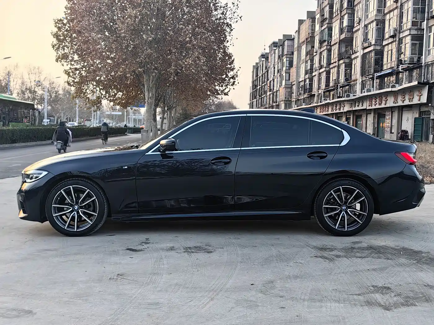 BMW 3 Series 2022 325Li M Sport Package фото 17