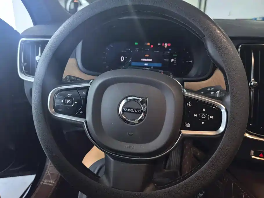 Volvo S90 2025 2025 B5 Zhiyi Luxury Edition