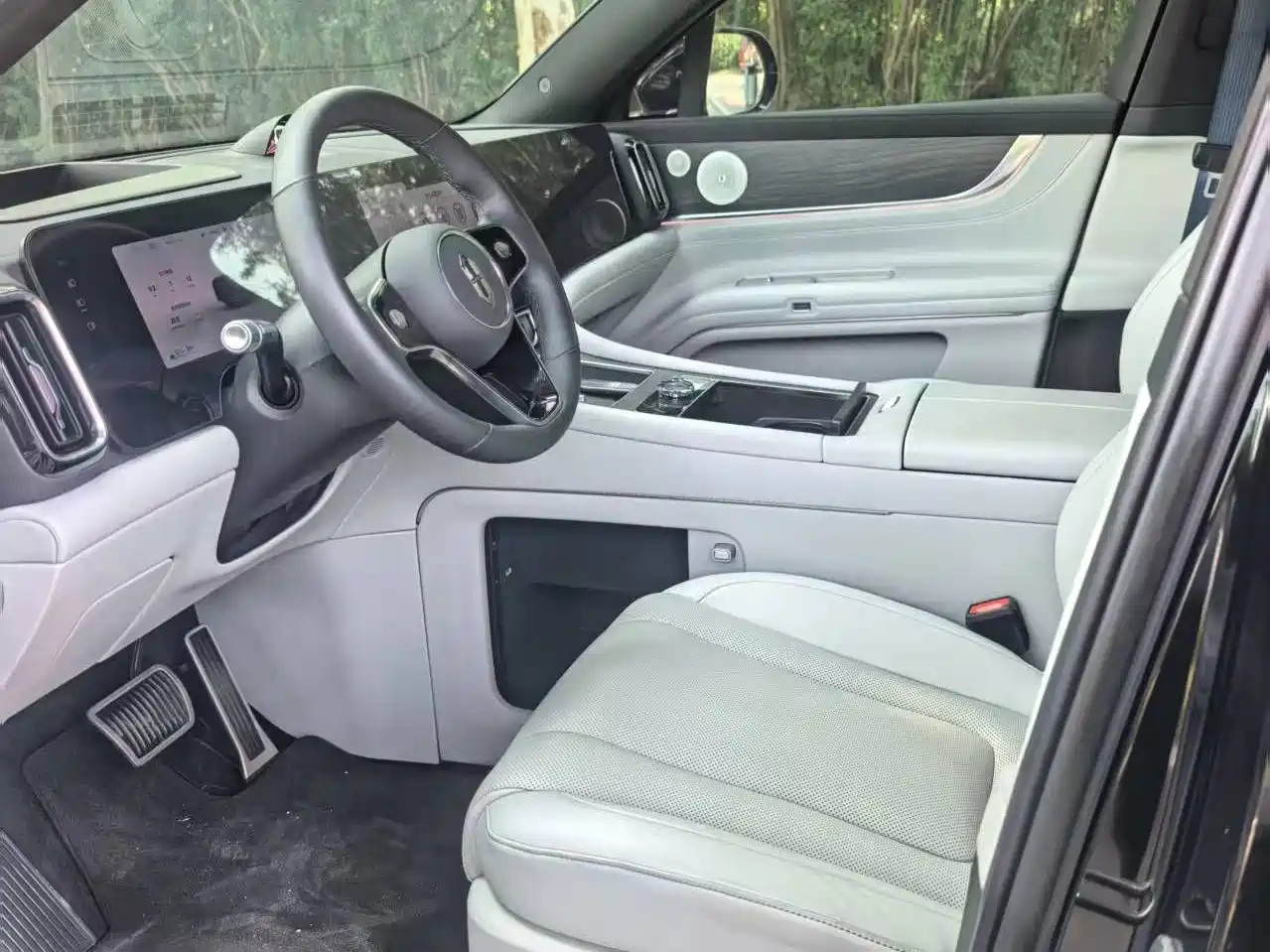 Aito M9 2024 2024 Extended Range Ultra 42kWh 6-Seater