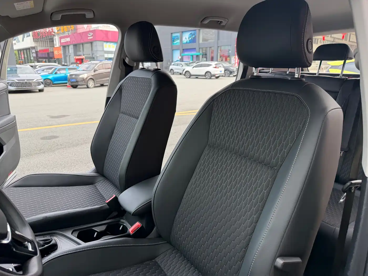 Volkswagen Tiguan L 2019 330TSI Automatic 2WD Trend Edition China VI фото 29