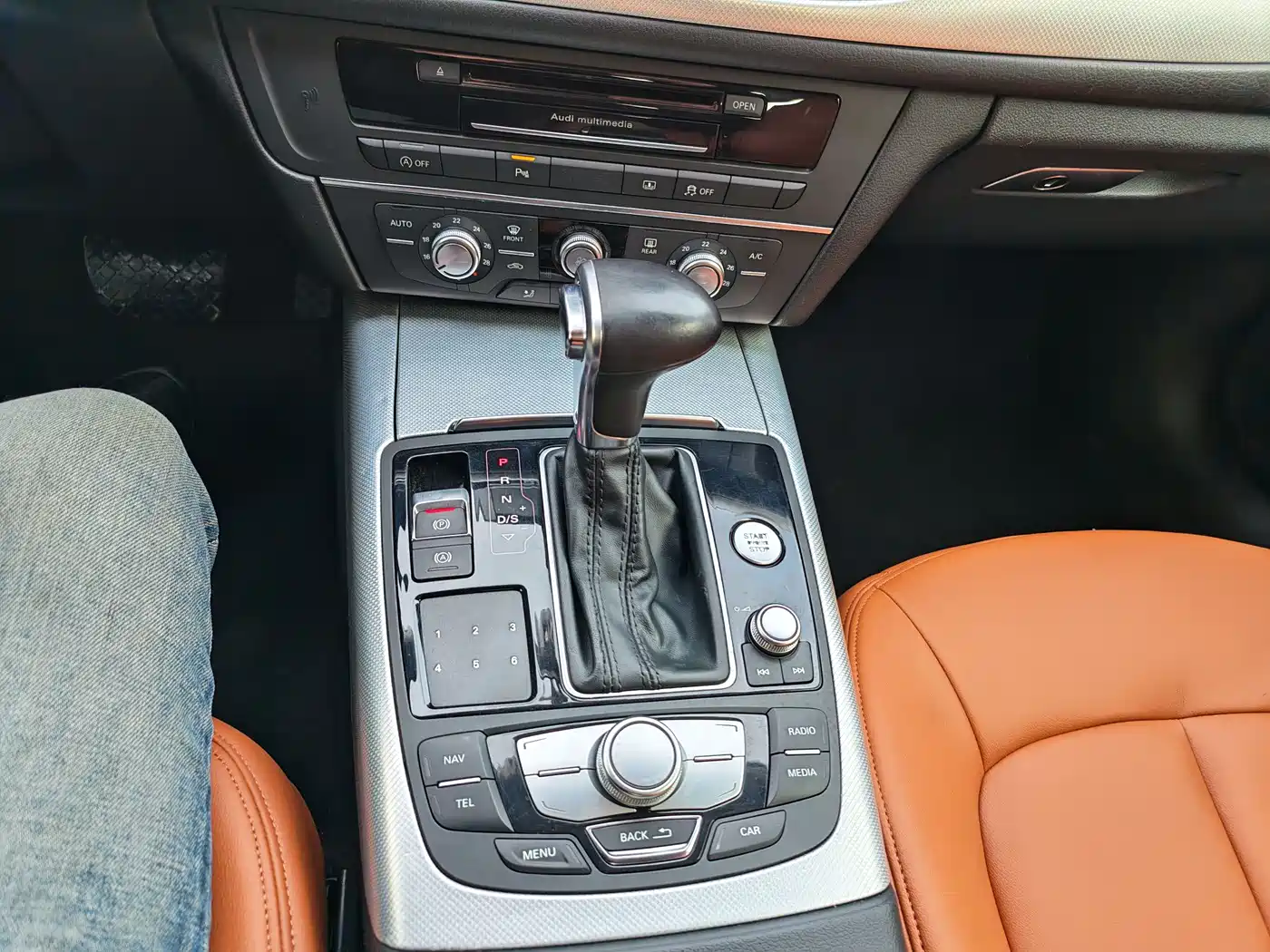 Audi A6L 2014 TFSI Comfort фото 15