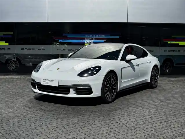 Porsche Panamera 2020