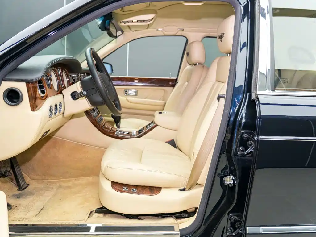 Bentley Arnage 2004 2005 Model R 6.8T