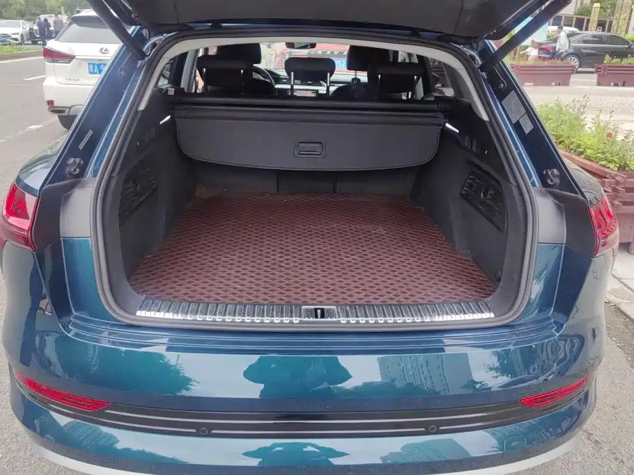 Audi e-tron (Import) 2020 2019 55 quattro Fashion