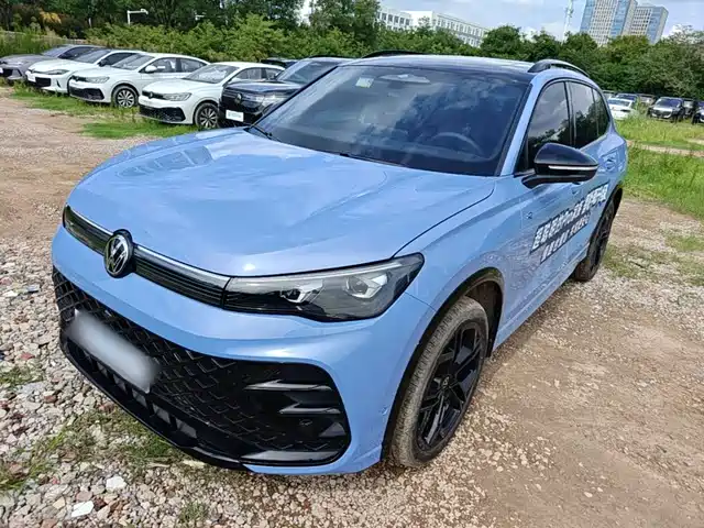 Volkswagen Tiguan L 2025