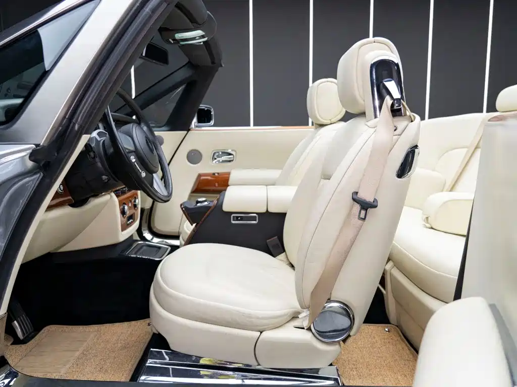 Rolls-Royce Phantom 2009 2007 6.7L Soft-top Convertible