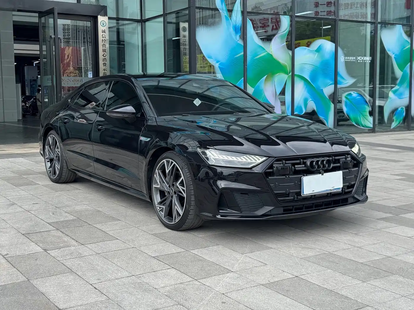 Audi A7L 2024 45 TFSI quattro S-line Black Warrior Edition фото 3