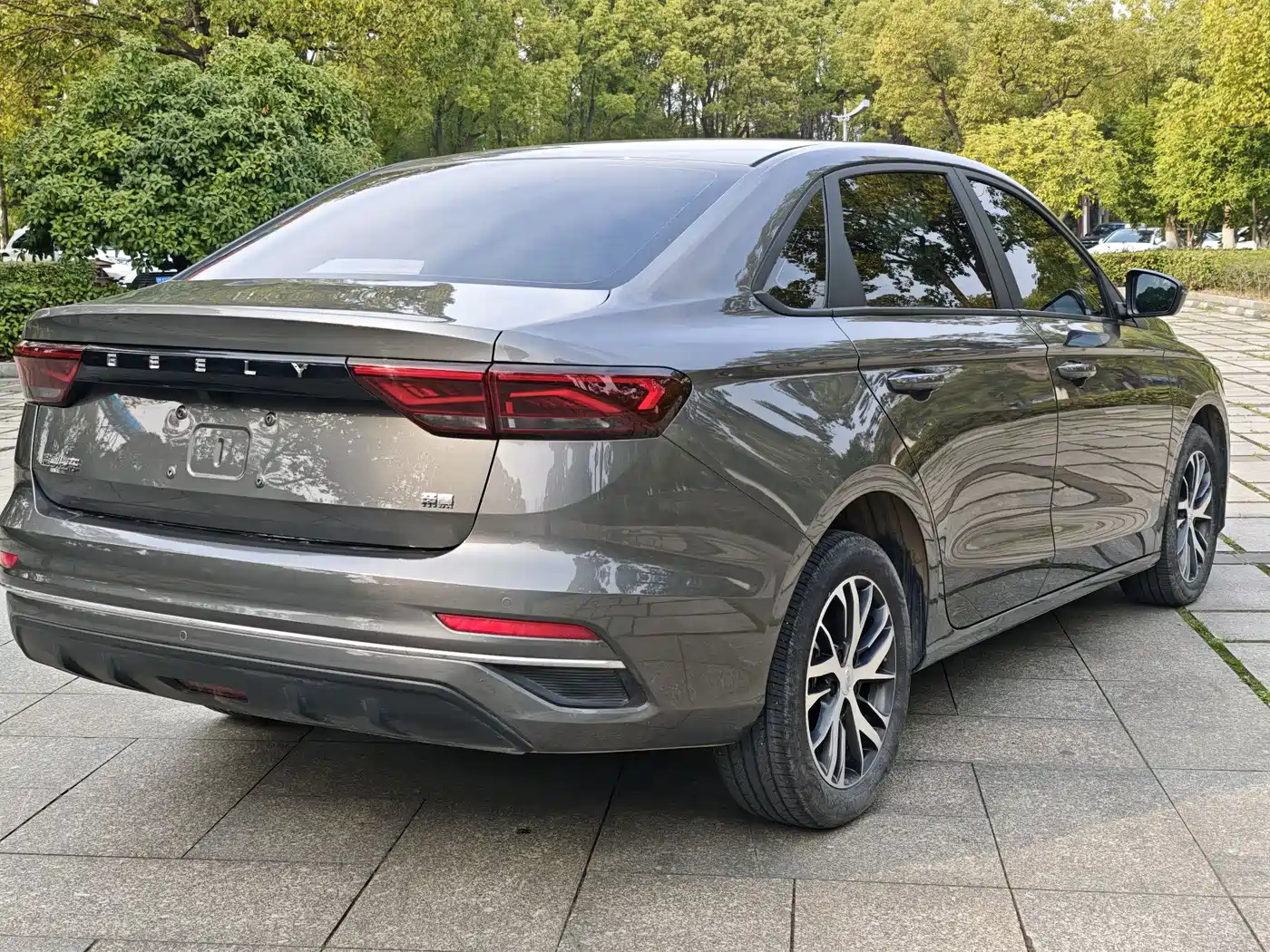 GEELY AUTOMOBILE EMGRAND