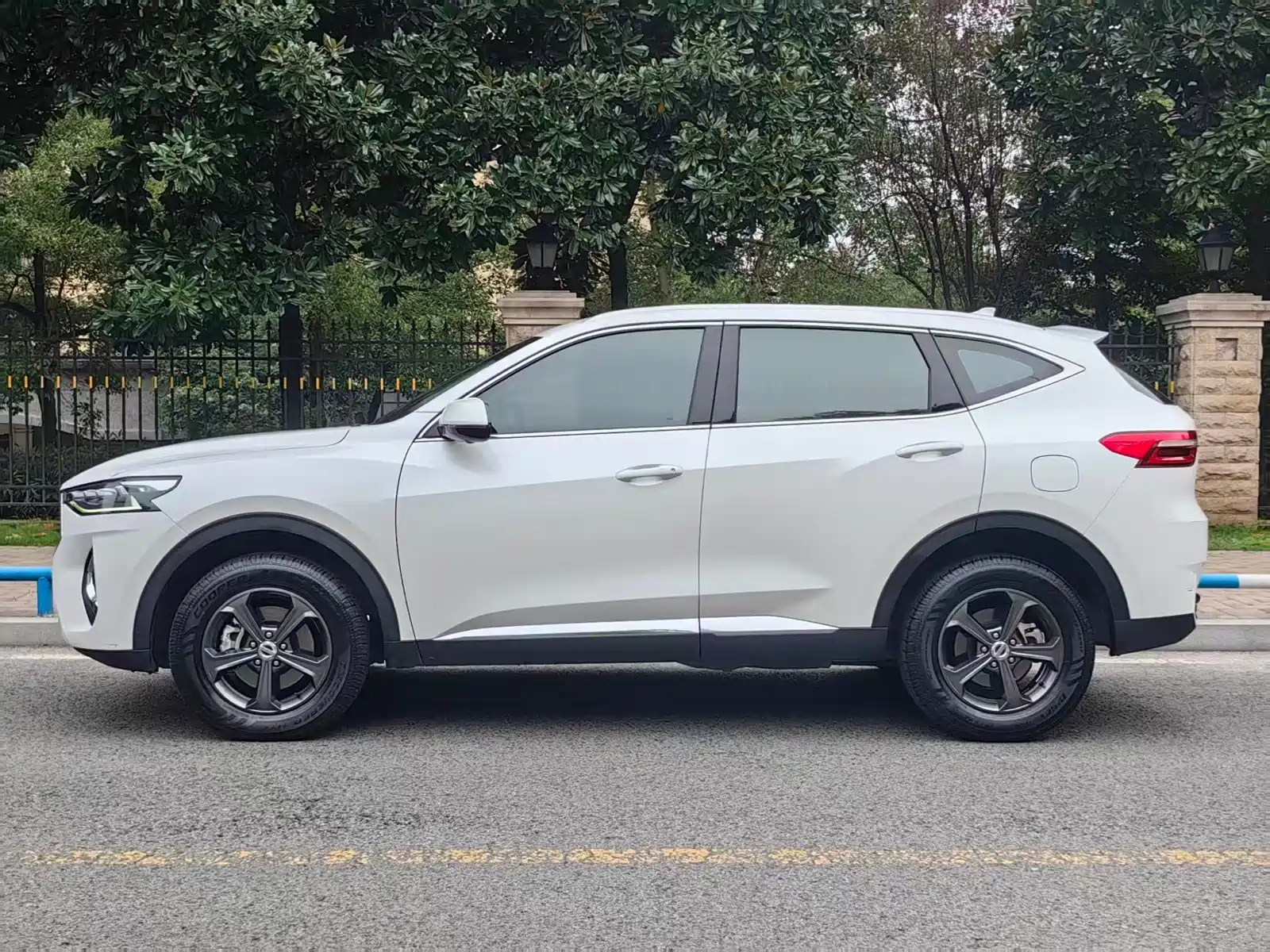 Фото 8 - Haval F7