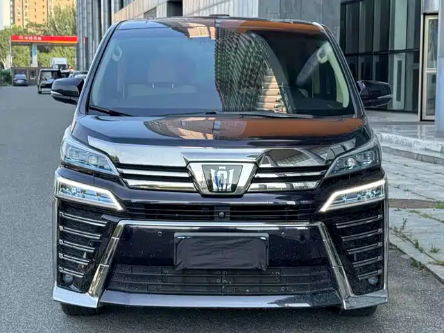 Toyota Vellfire 2021
