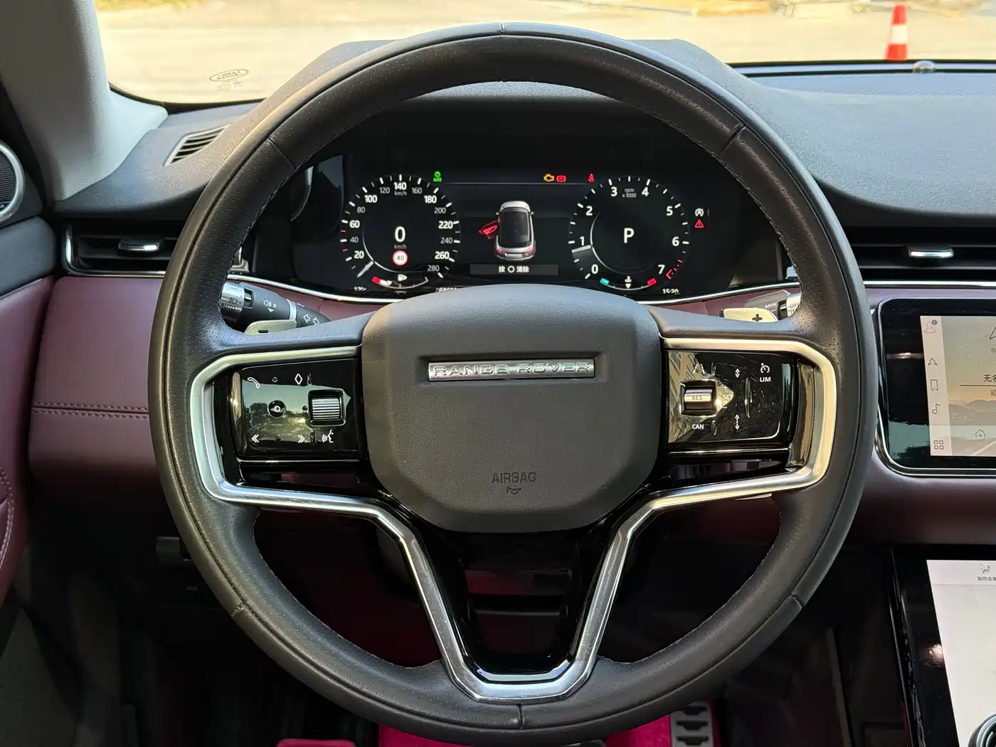 Land Rover Range Rover Evoque 2021 Range Rover Evoque L 249PS R-Dynamic S Performance Edition фото 8