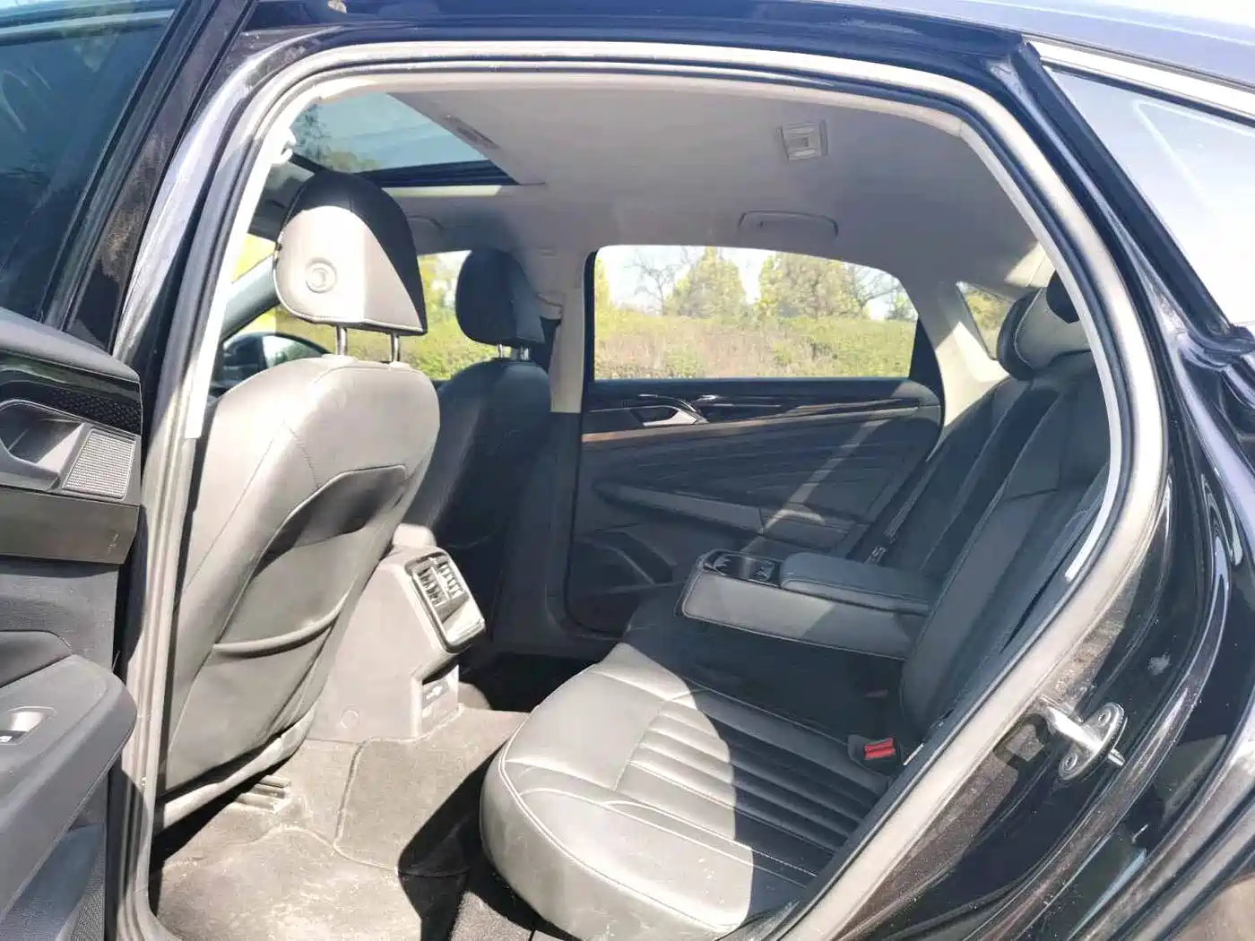 Фото 5 - Volkswagen Passat