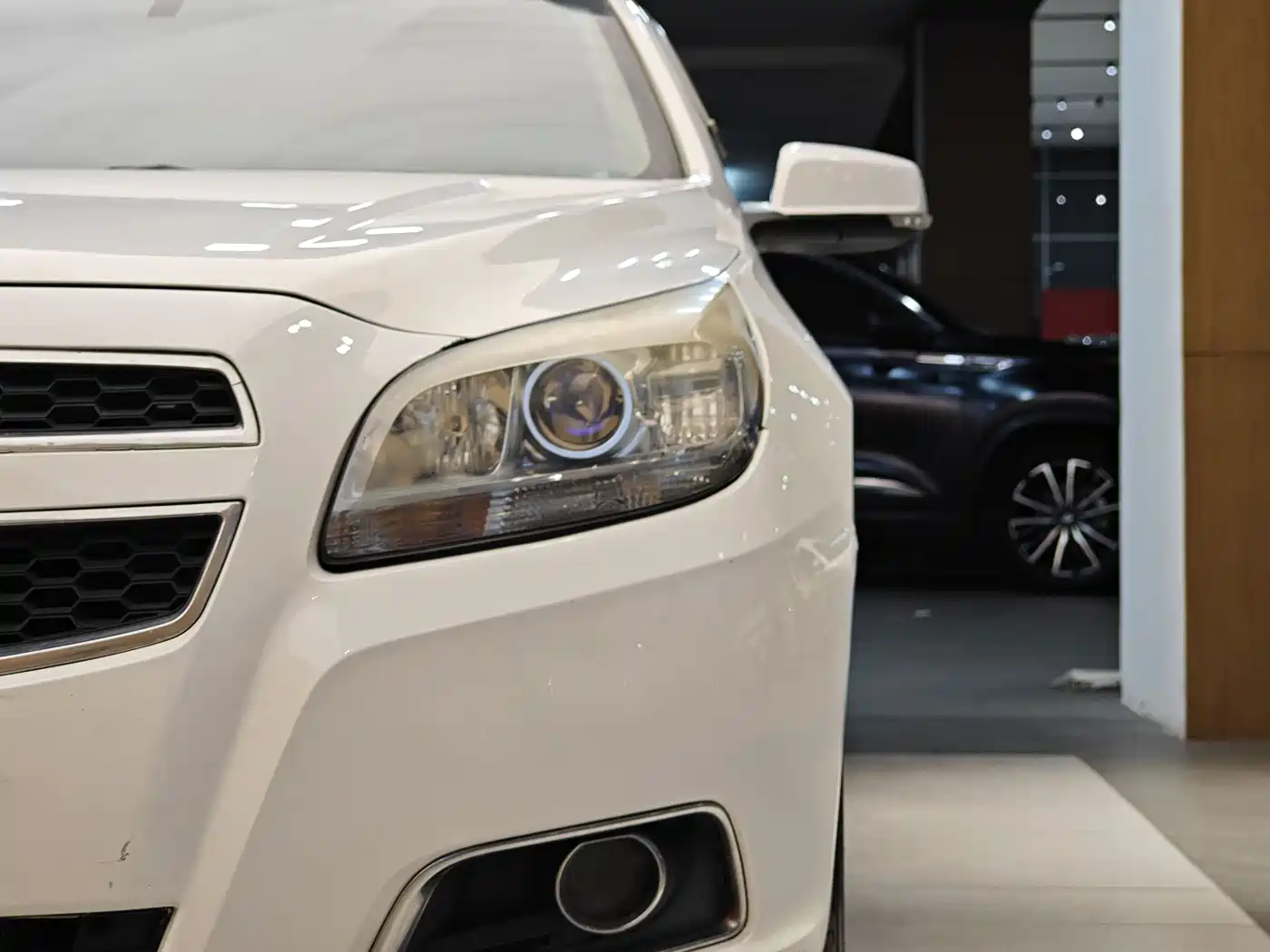 Chevrolet Malibu 2013 2.0L Automatic Luxury Edition фото 2
