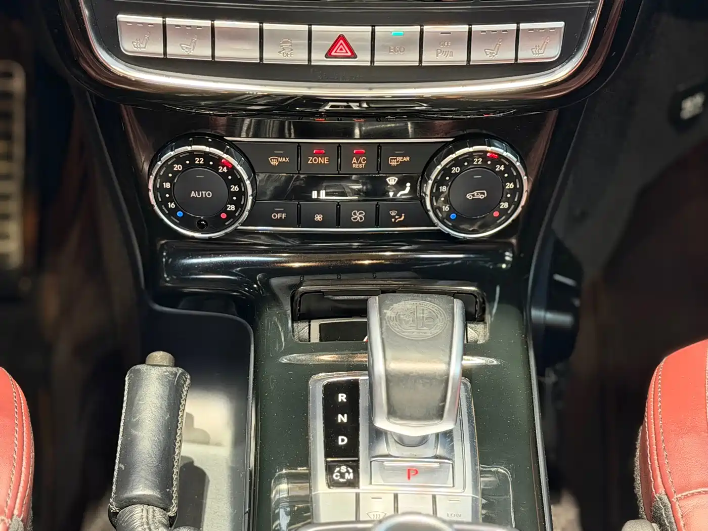 Mercedes-Benz G-Class AMG 2013 AMG G 63 фото 15