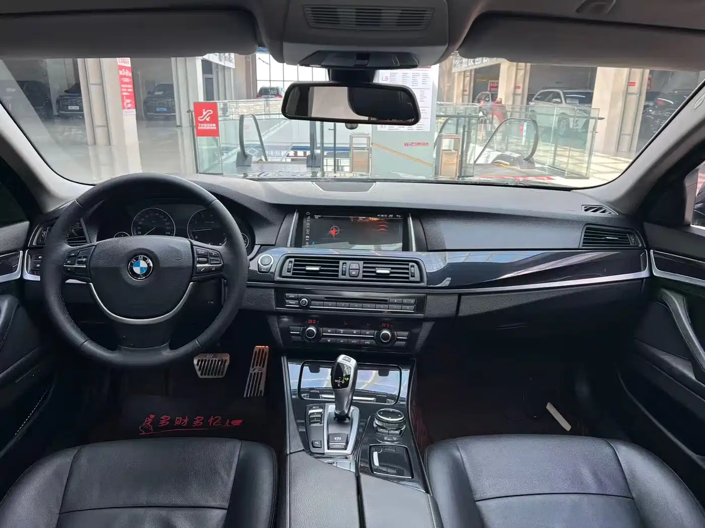 BMW 5 Series 2013 520Li Elegance фото 8
