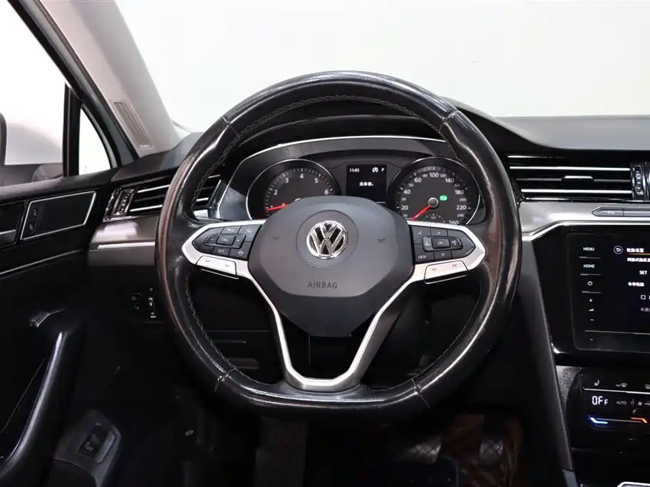 Volkswagen Magotan 2020 280TSI DSG Leading фото 12