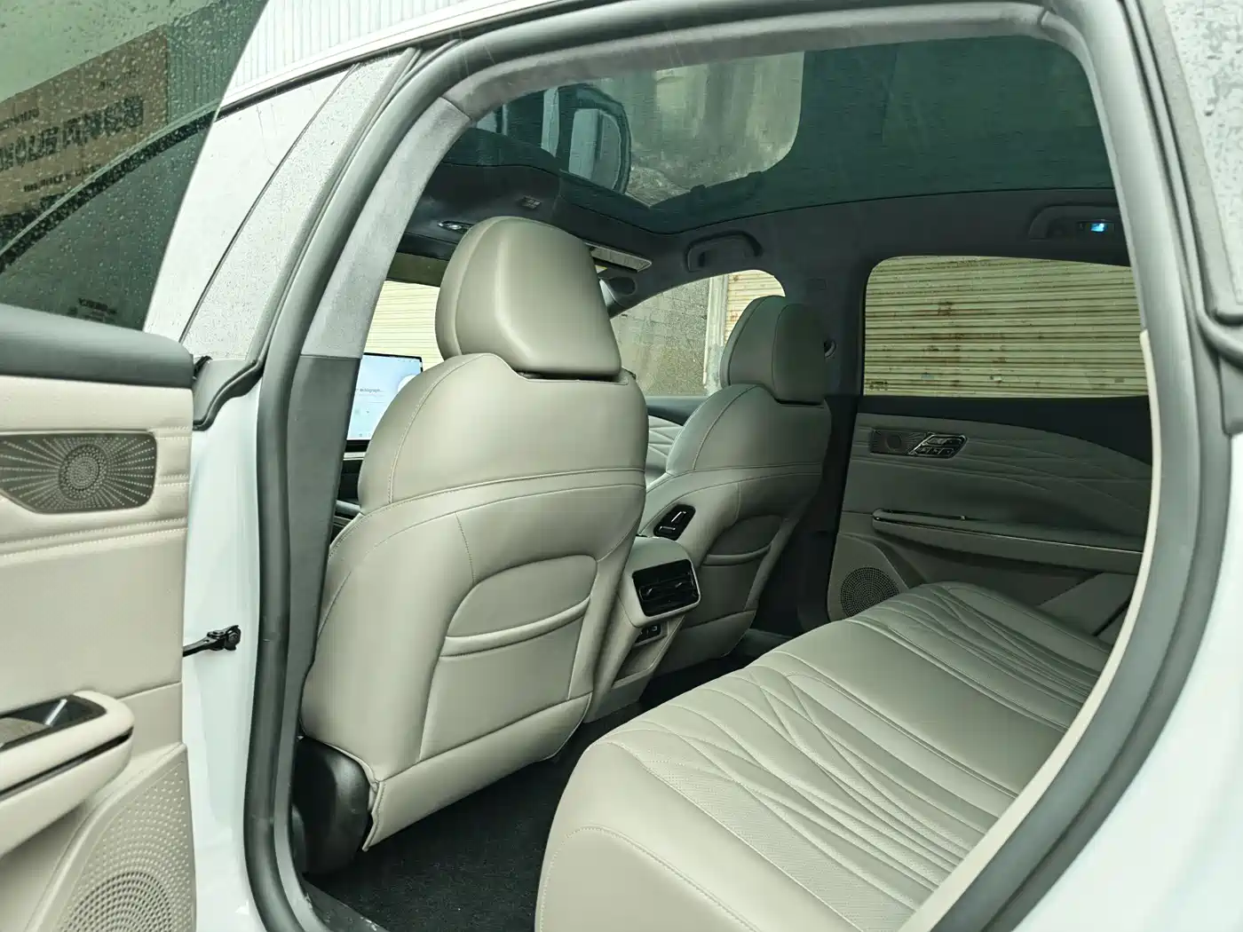 GEELY GALAXY GALAXY SPARKLE 8