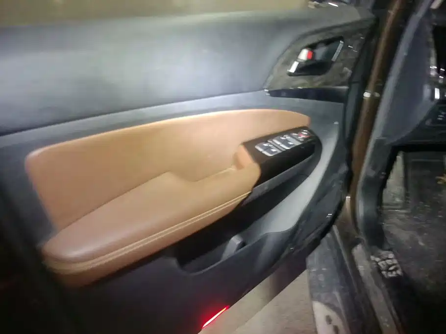 BYD S7 2017 2016 2.0T Automatic Premium Model