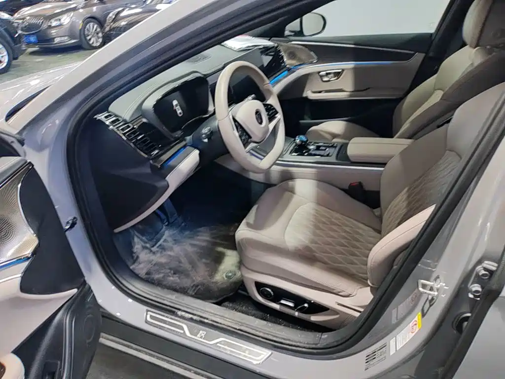 BYD Han 2025 2025 DM-i Smart Driving Edition 125KM LiDAR Flagship