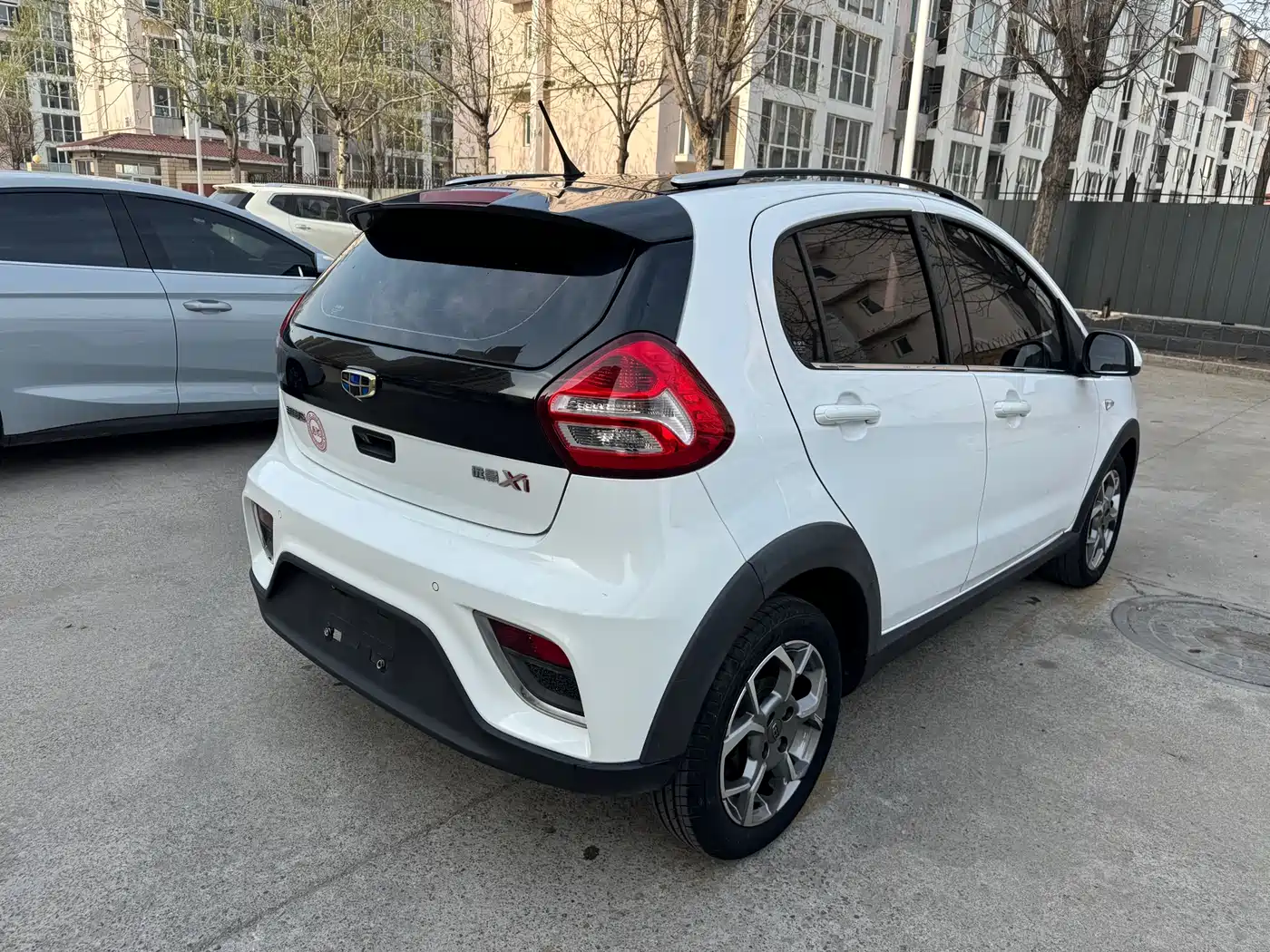 Geely Yuanjing X1 2018 2017 1.3L Auto Player Edition