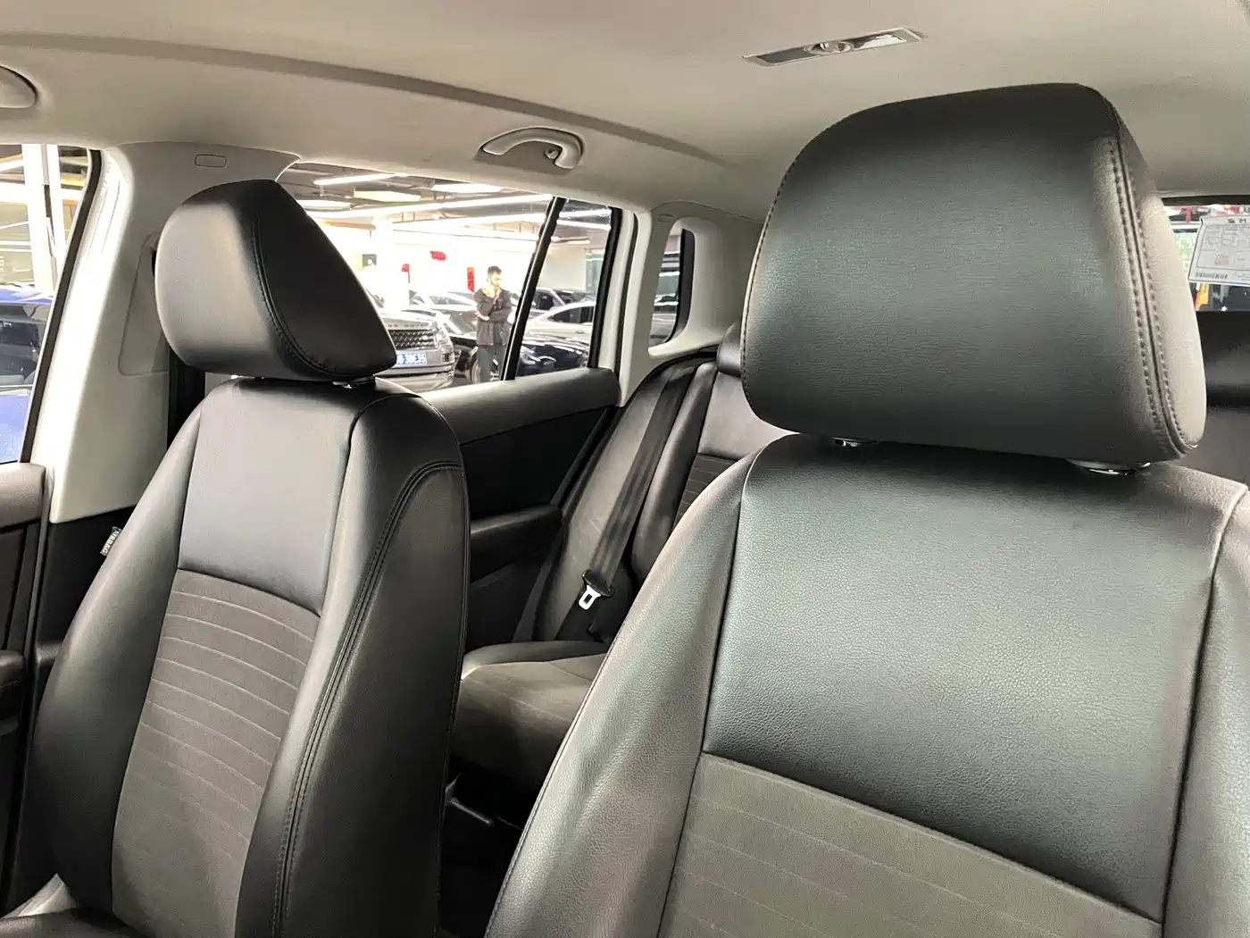 Volkswagen Tiguan 2015 1.8TSI Automatic 2WD Comfortline фото 23